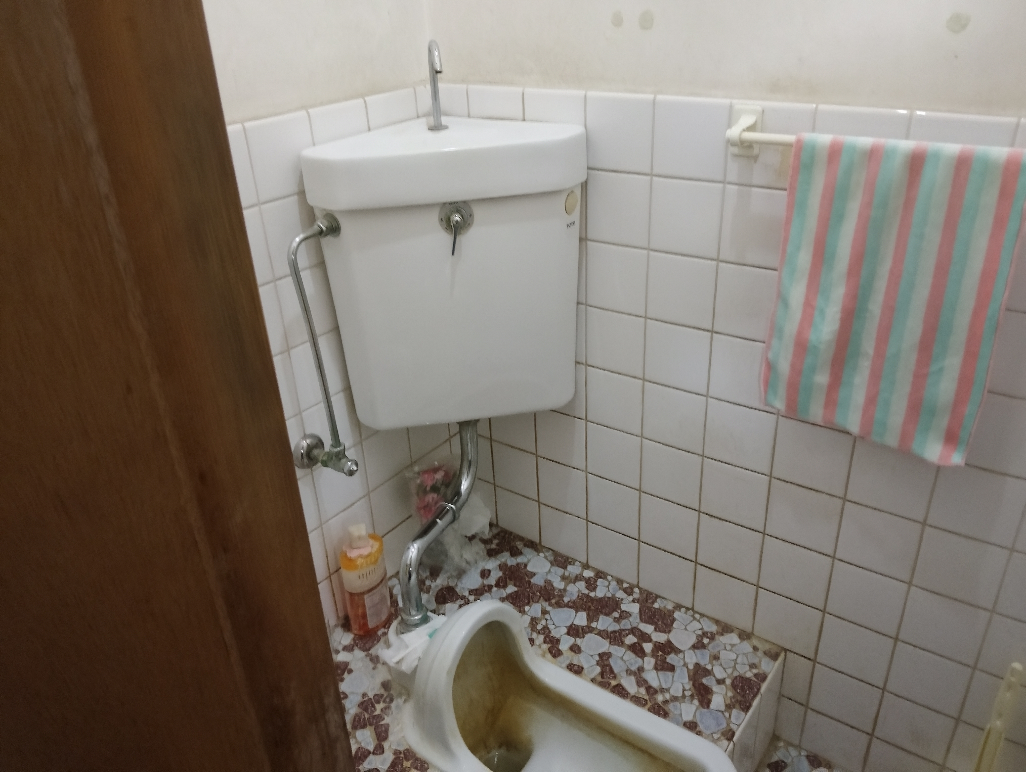 トイレの水が出ない又は手洗い管から水が出なくなったの写真